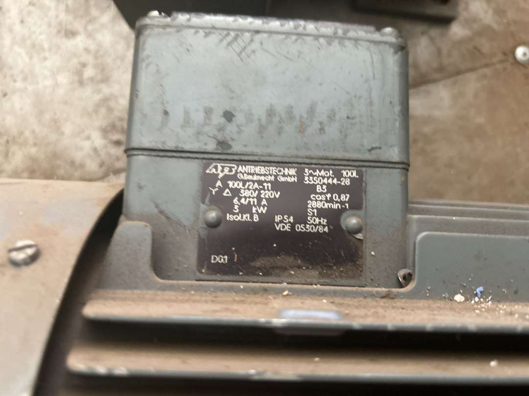 7 stk. elektromotorer (uten minstepris) - Garažo įranga: foto 5 7 stk. elektromotorer (uten minstepris) - Garažo įranga: foto 5