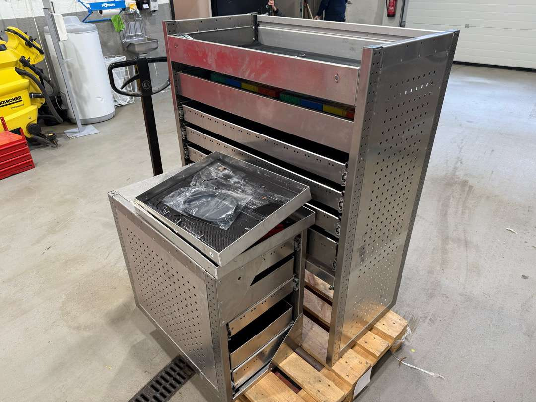 Aluca Bilinnredning - Garažo įranga: foto 5 Aluca Bilinnredning - Garažo įranga: foto 5