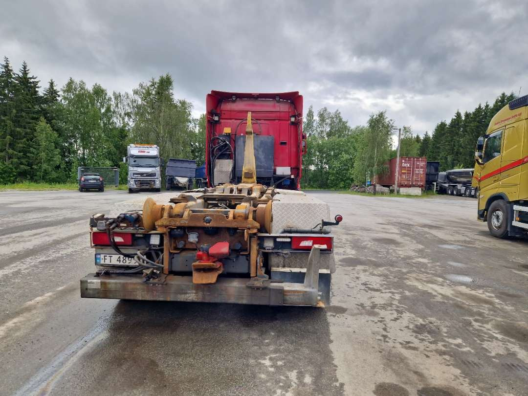 Scania R580 Brøytebil med sideplog og hydraulisk saltsystem - Hook-lift sunkvežimis: foto 4 Scania R580 Brøytebil med sideplog og hydraulisk saltsystem - Hook-lift sunkvežimis: foto 4