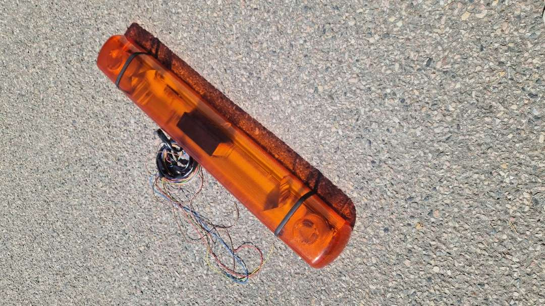 Varsellysbjelke – Puente Serie 3000 (12V / 24V - Motociklo priekaba: foto 1 Varsellysbjelke – Puente Serie 3000 (12V / 24V - Motociklo priekaba: foto 1