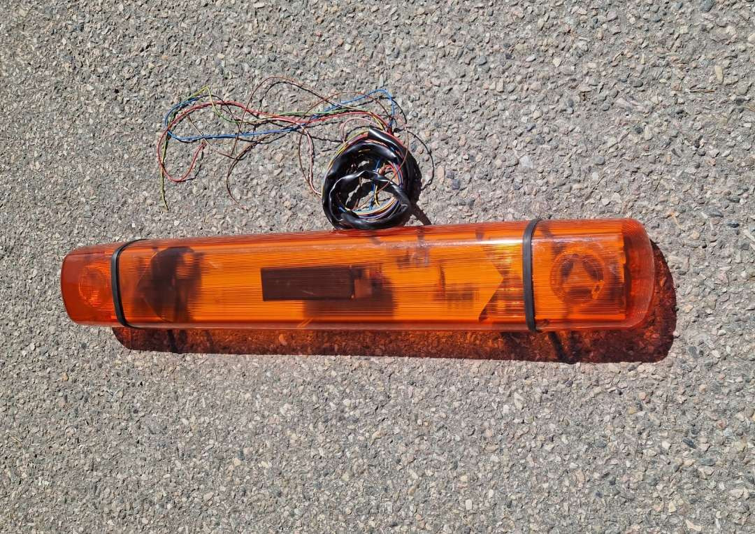 Varsellysbjelke – Puente Serie 3000 (12V / 24V - Motociklo priekaba: foto 3 Varsellysbjelke – Puente Serie 3000 (12V / 24V - Motociklo priekaba: foto 3