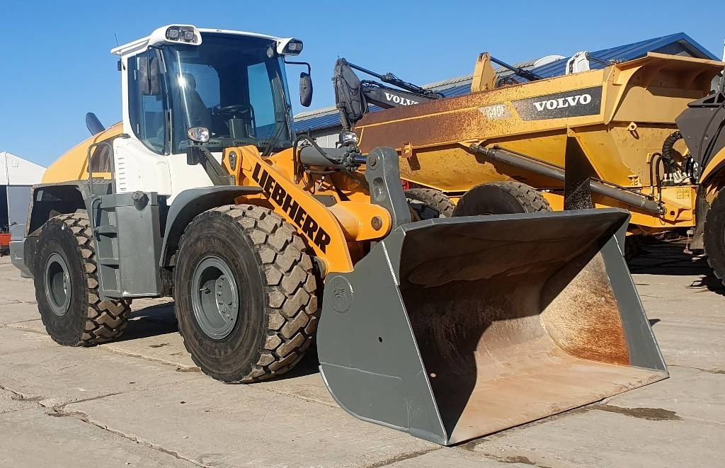 Liebherr L 550 - Ratinis krautuvas: foto 4 Liebherr L 550 - Ratinis krautuvas: foto 4