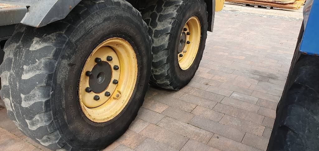 Greideris New Holland F 106.7 A: foto 23