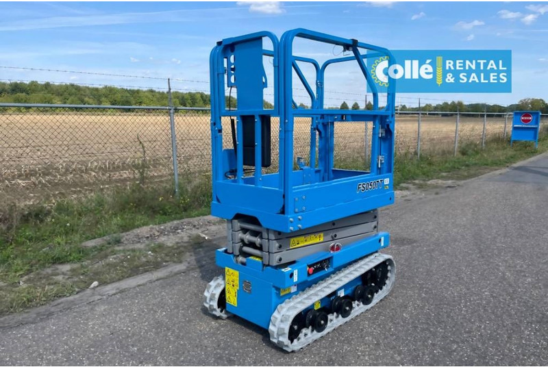 Fronteq FS0507T Tracked Scissor Lift | 2025 - Žirklinis keltuvas: foto 4 Fronteq FS0507T Tracked Scissor Lift | 2025 - Žirklinis keltuvas: foto 4