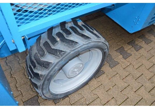 Genie GS 5390 RT - Žirklinis keltuvas: foto 4 Genie GS 5390 RT - Žirklinis keltuvas: foto 4