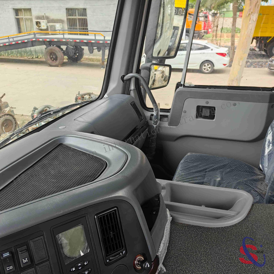 SINOTRUK HOWO HOWO 371HP - Konteineris-vežimus/ Sukeisti kūną sunkvežimis: foto 2 SINOTRUK HOWO HOWO 371HP - Konteineris-vežimus/ Sukeisti kūną sunkvežimis: foto 2