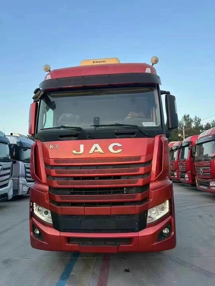 JAC K7 - Vilkikas: foto 1 JAC K7 - Vilkikas: foto 1
