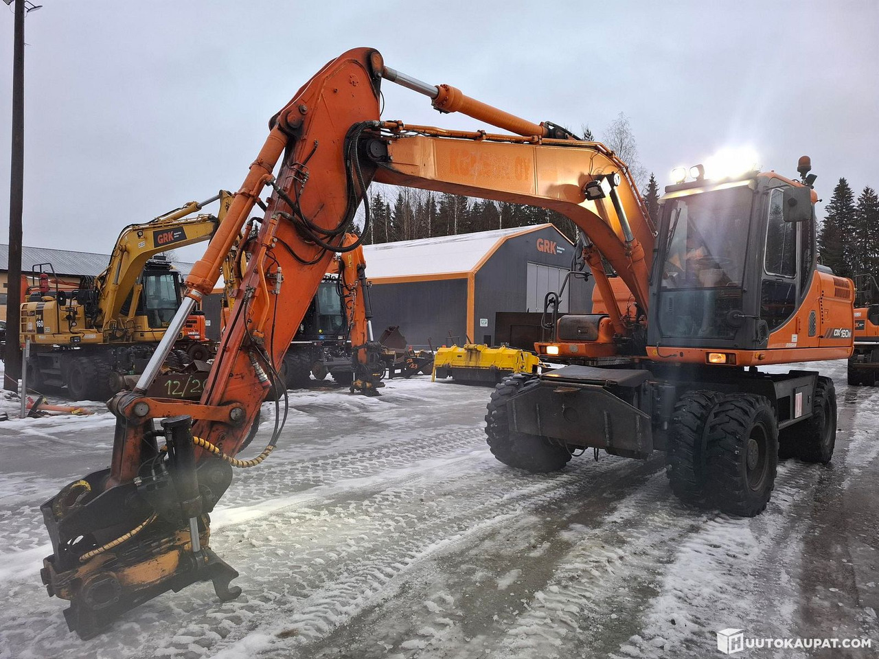 Ratinis ekskavatorius Doosan DX160W, 2012, Sonkajärvi: foto 1