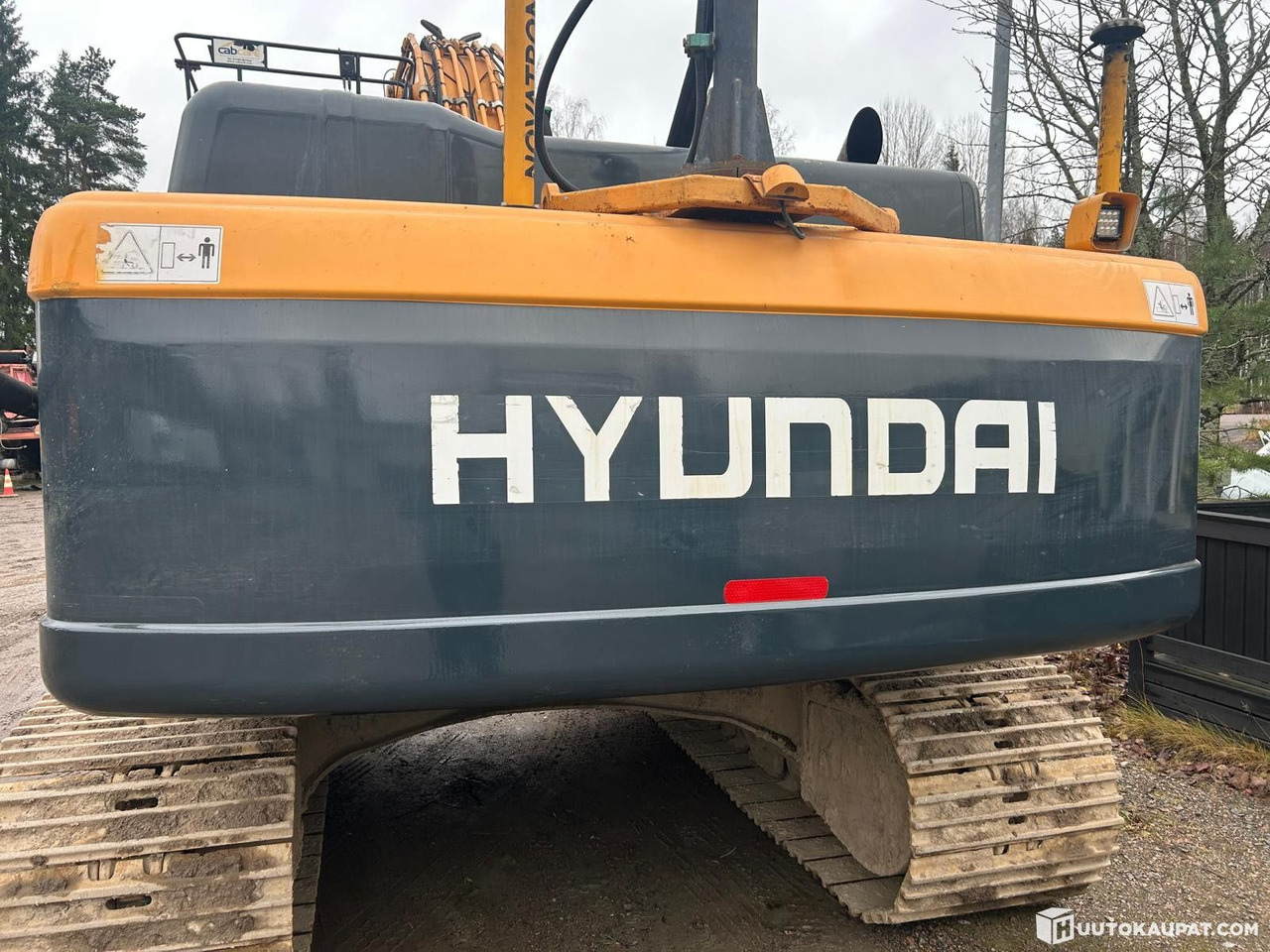 Hyundai 320 LC-9, 2012, Hyvinkää - Vikšrinis ekskavatorius: foto 2 Hyundai 320 LC-9, 2012, Hyvinkää - Vikšrinis ekskavatorius: foto 2