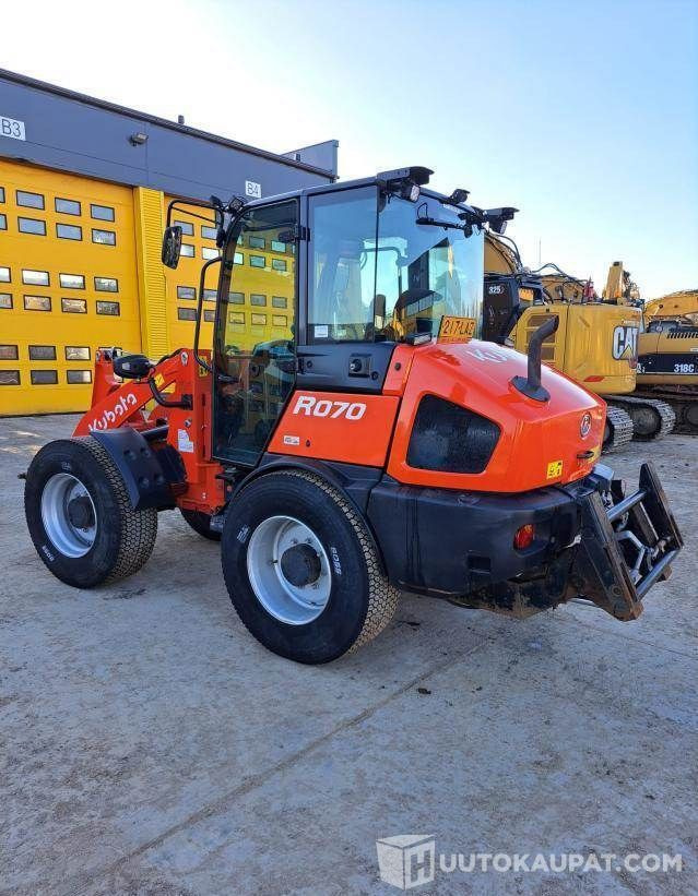 Kubota R070, 2022, 641 h Kuormaaja Uutta vastaava, Pirkkala - Ratinis krautuvas: foto 4 Kubota R070, 2022, 641 h Kuormaaja Uutta vastaava, Pirkkala - Ratinis krautuvas: foto 4