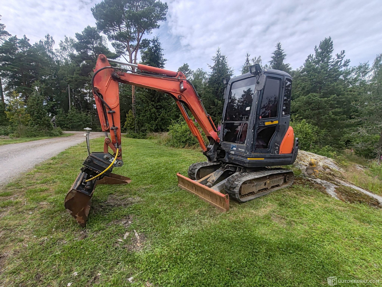 Kubota KX61-3 kaivinkone, 2009, 4385H, Pyhäranta - Statybinė technika: foto 2 Kubota KX61-3 kaivinkone, 2009, 4385H, Pyhäranta - Statybinė technika: foto 2