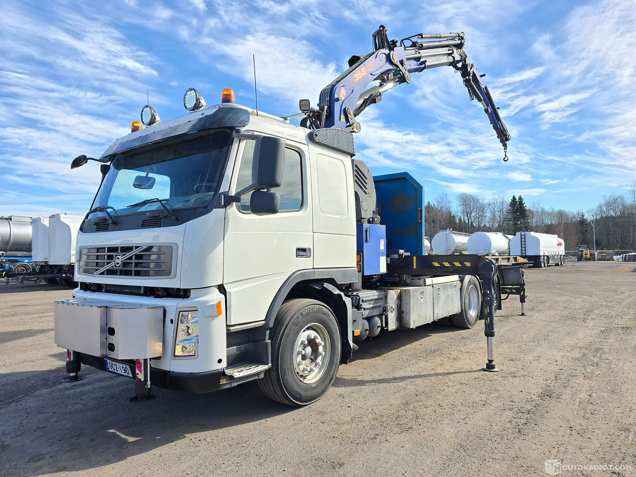 Sunkvežimis Volvo FM9, rektunnus OCZ-190, ko 2009.Rahoitusyhtiön lukuun, Nurmijärvi: foto 1