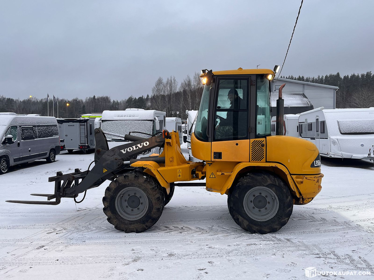 Volvo L35B Pro wheel loader with opening bucket and pallet forks, 2005, Vihti - Ratinis krautuvas: foto 1 Volvo L35B Pro wheel loader with opening bucket and pallet forks, 2005, Vihti - Ratinis krautuvas: foto 1