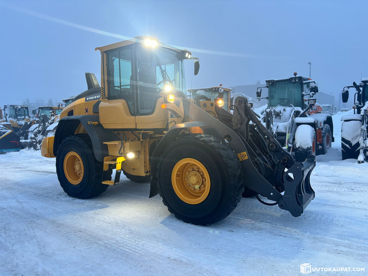 Volvo L60H wheel loader, 15 March 2015, Tornio - Ratinis krautuvas: foto 5 Volvo L60H wheel loader, 15 March 2015, Tornio - Ratinis krautuvas: foto 5