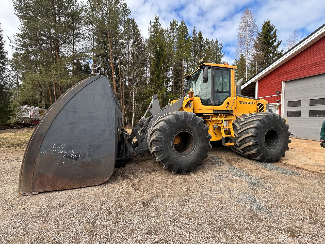 Volvo L90F, 2007 "MONSTER", Kalajoki - Ratinis krautuvas: foto 1 Volvo L90F, 2007 "MONSTER", Kalajoki - Ratinis krautuvas: foto 1