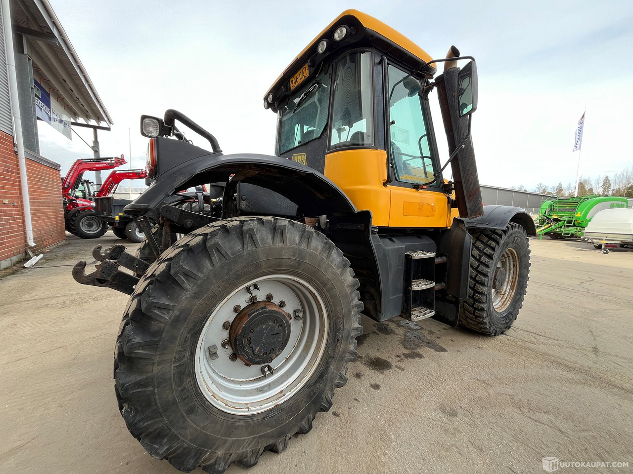 JCB Fastrac, 2003, Pirkkala - Žemės ūkio technika: foto 3 JCB Fastrac, 2003, Pirkkala - Žemės ūkio technika: foto 3