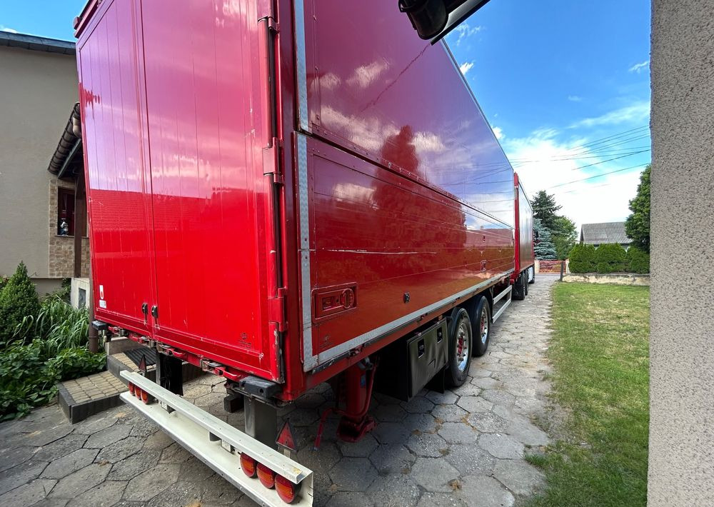 DAF XF 510 NAPOJÓWKA z Niemiec Retarder TOP ALUFELGI / FULL OPCJA / super space 106.510 106.460 480 530 najlepszy motor 6x2 26.510 26.460 - Tentinis sunkvežimis: foto 3 DAF XF 510 NAPOJÓWKA z Niemiec Retarder TOP ALUFELGI / FULL OPCJA / super space 106.510 106.460 480 530 najlepszy motor 6x2 26.510 26.460 - Tentinis sunkvežimis: foto 3