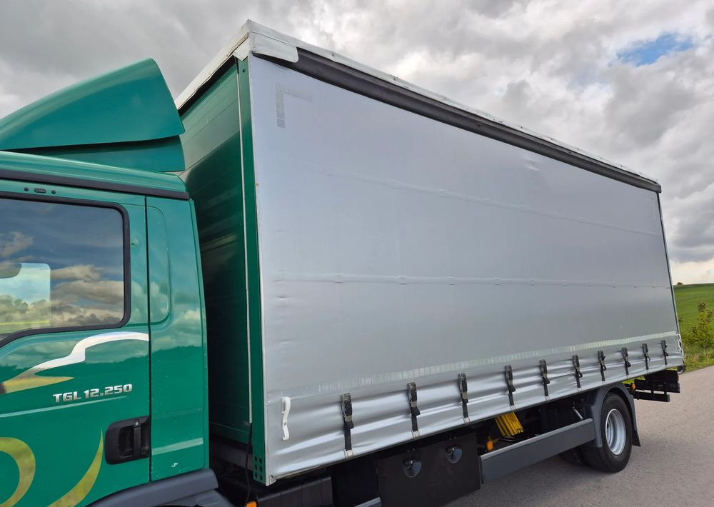 MAN TGL 12.250 6.2m AUTOMAT KLIMA z Niemiec ESP nowe opony EURO 6 / 4.75 rozstaw / zawiesie na wózek widłowy / TOP STAN / okazja nauka jazdy MOŻLIWOŚĆ DOSTOSOWANIA 12t - Tentinis sunkvežimis: foto 4 MAN TGL 12.250 6.2m AUTOMAT KLIMA z Niemiec ESP nowe opony EURO 6 / 4.75 rozstaw / zawiesie na wózek widłowy / TOP STAN / okazja nauka jazdy MOŻLIWOŚĆ DOSTOSOWANIA 12t - Tentinis sunkvežimis: foto 4