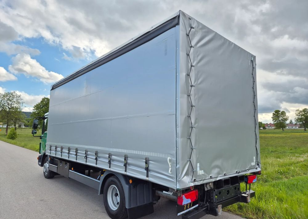 MAN TGL 12.250 6.2m AUTOMAT KLIMA z Niemiec ESP nowe opony EURO 6 / 4.75 rozstaw / zawiesie na wózek widłowy / TOP STAN / okazja nauka jazdy MOŻLIWOŚĆ DOSTOSOWANIA 12t - Tentinis sunkvežimis: foto 5 MAN TGL 12.250 6.2m AUTOMAT KLIMA z Niemiec ESP nowe opony EURO 6 / 4.75 rozstaw / zawiesie na wózek widłowy / TOP STAN / okazja nauka jazdy MOŻLIWOŚĆ DOSTOSOWANIA 12t - Tentinis sunkvežimis: foto 5