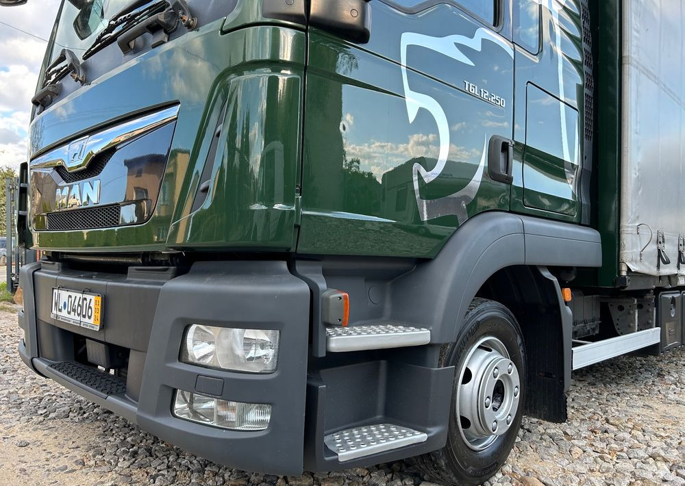 MAN TGL 12.250 GLOB UNIKAT z Niemiec BDF firanka / AUTOMAT HAK / EURO 6 / BDF 7.40 wysoki / MICHELIN 80% - Tentinis sunkvežimis: foto 3 MAN TGL 12.250 GLOB UNIKAT z Niemiec BDF firanka / AUTOMAT HAK / EURO 6 / BDF 7.40 wysoki / MICHELIN 80% - Tentinis sunkvežimis: foto 3