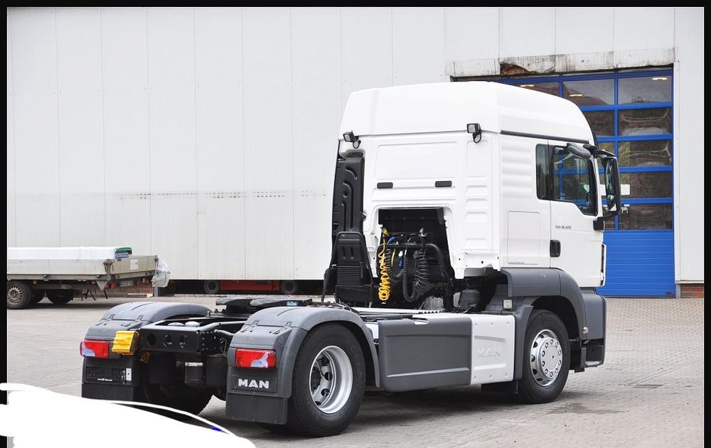 MAN TGS 18.420 2019 NAUKA JAZDY POLIFT ELKA AUTOMAT 4x2 STANDARD 315/70r22.5 SUPER STAN TGX 470 460 420 430 500 510 400 360 410 - Vilkikas: foto 2 MAN TGS 18.420 2019 NAUKA JAZDY POLIFT ELKA AUTOMAT 4x2 STANDARD 315/70r22.5 SUPER STAN TGX 470 460 420 430 500 510 400 360 410 - Vilkikas: foto 2