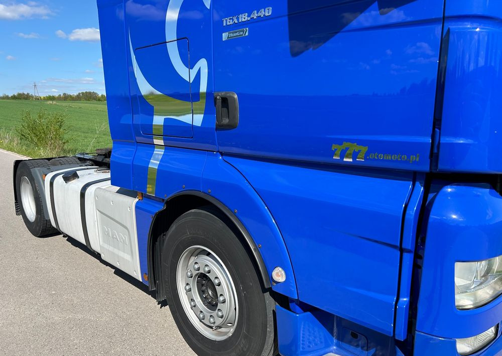 MAN TGS 18.440 NAUKA JAZDY ELKA AUTOMAT 4x2 STANDARD 315/70r22.5 SUPER STAN TGX 470 460 420 430 500 510 400 360 410 - Vilkikas: foto 3 MAN TGS 18.440 NAUKA JAZDY ELKA AUTOMAT 4x2 STANDARD 315/70r22.5 SUPER STAN TGX 470 460 420 430 500 510 400 360 410 - Vilkikas: foto 3