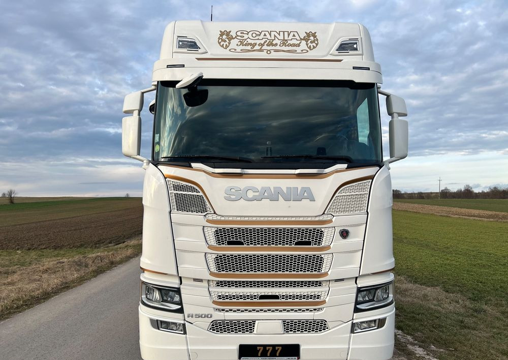 Scania R500 FULL AIR 2019 10x poduszki KLIMA POSTOJOWA / RETARDER / FULL SPOJLER / TOP STAN / od jedynego właściciela ! HYDRAULIKA spod beczki spożywczej ! / do wywrotu ruchomej podłogi beczki TOP TOP - Vilkikas: foto 2 Scania R500 FULL AIR 2019 10x poduszki KLIMA POSTOJOWA / RETARDER / FULL SPOJLER / TOP STAN / od jedynego właściciela ! HYDRAULIKA spod beczki spożywczej ! / do wywrotu ruchomej podłogi beczki TOP TOP - Vilkikas: foto 2