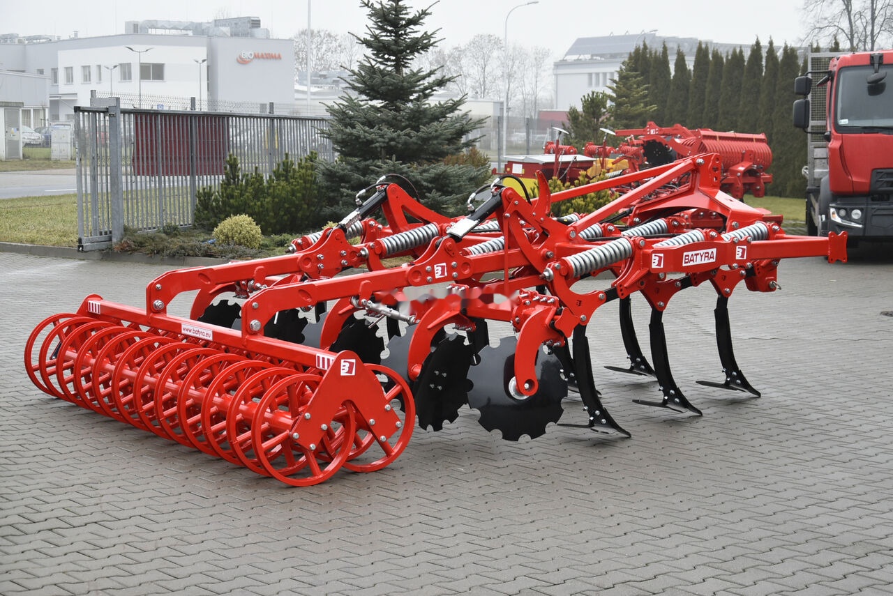 New Batyra, Select bezorkowy 3,0m - Žemės dirbimo technika: foto 5 New Batyra, Select bezorkowy 3,0m - Žemės dirbimo technika: foto 5