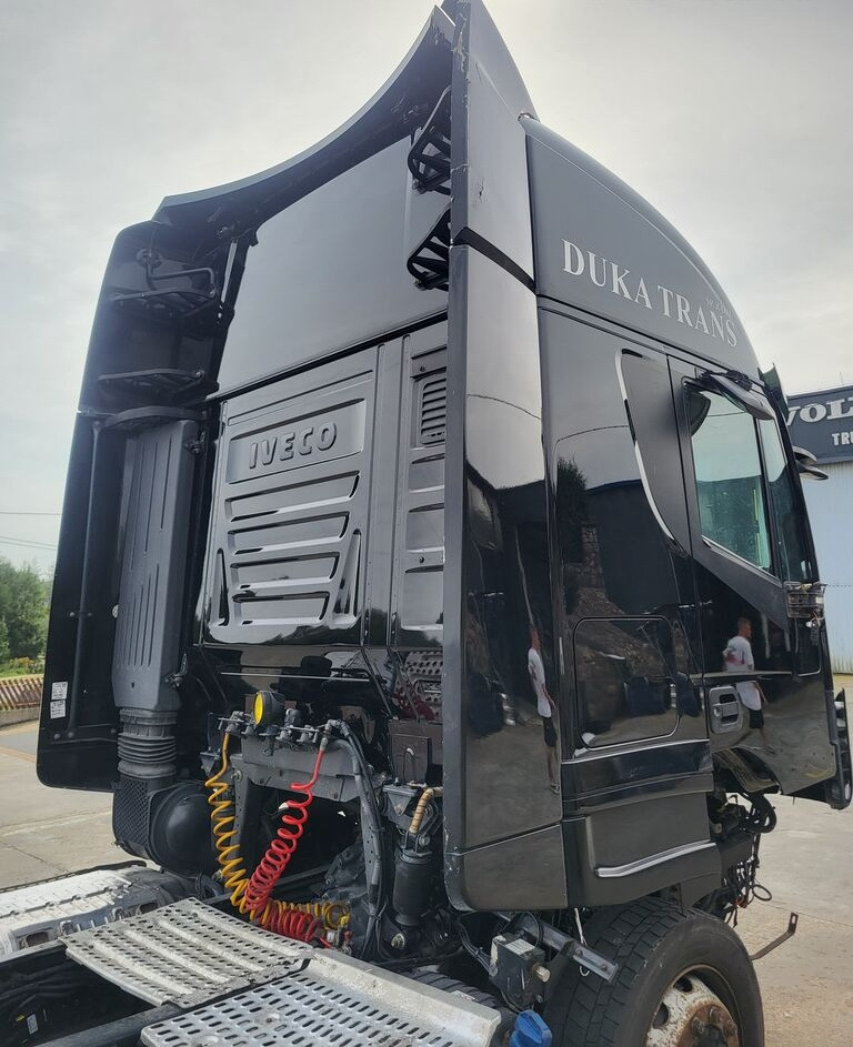 IVECO Stralis Hi-Way EEV 2017r. IVECO Iveco Stralis Hi-Way EEV 2017r. truck - Aerodinamika/ Spoileris - Sunkvežimis: foto 2 IVECO Stralis Hi-Way EEV 2017r. IVECO Iveco Stralis Hi-Way EEV 2017r. truck - Aerodinamika/ Spoileris - Sunkvežimis: foto 2