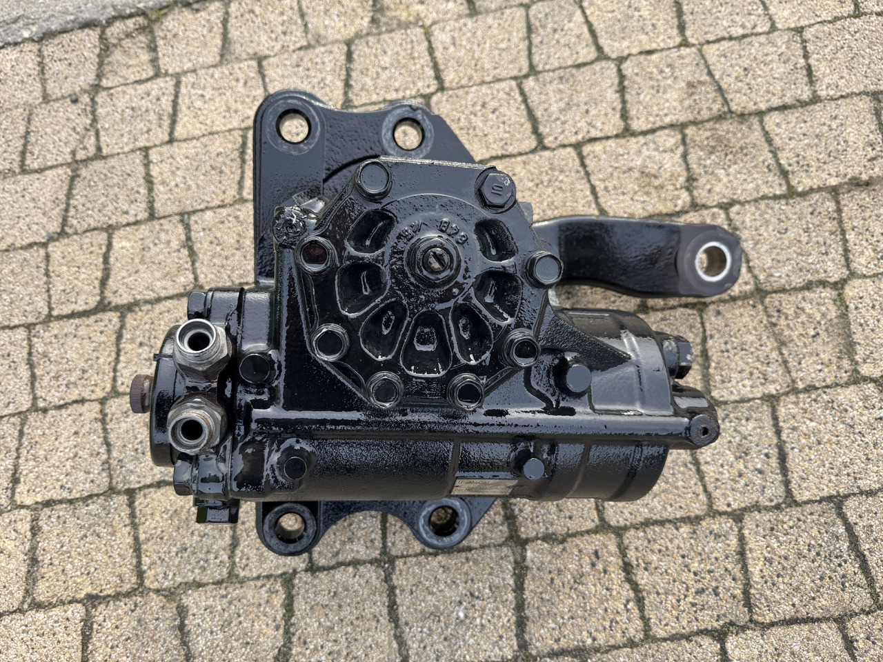 Ford F-Max 500 - Vairo kolonėlė: foto 1 Ford F-Max 500 - Vairo kolonėlė: foto 1