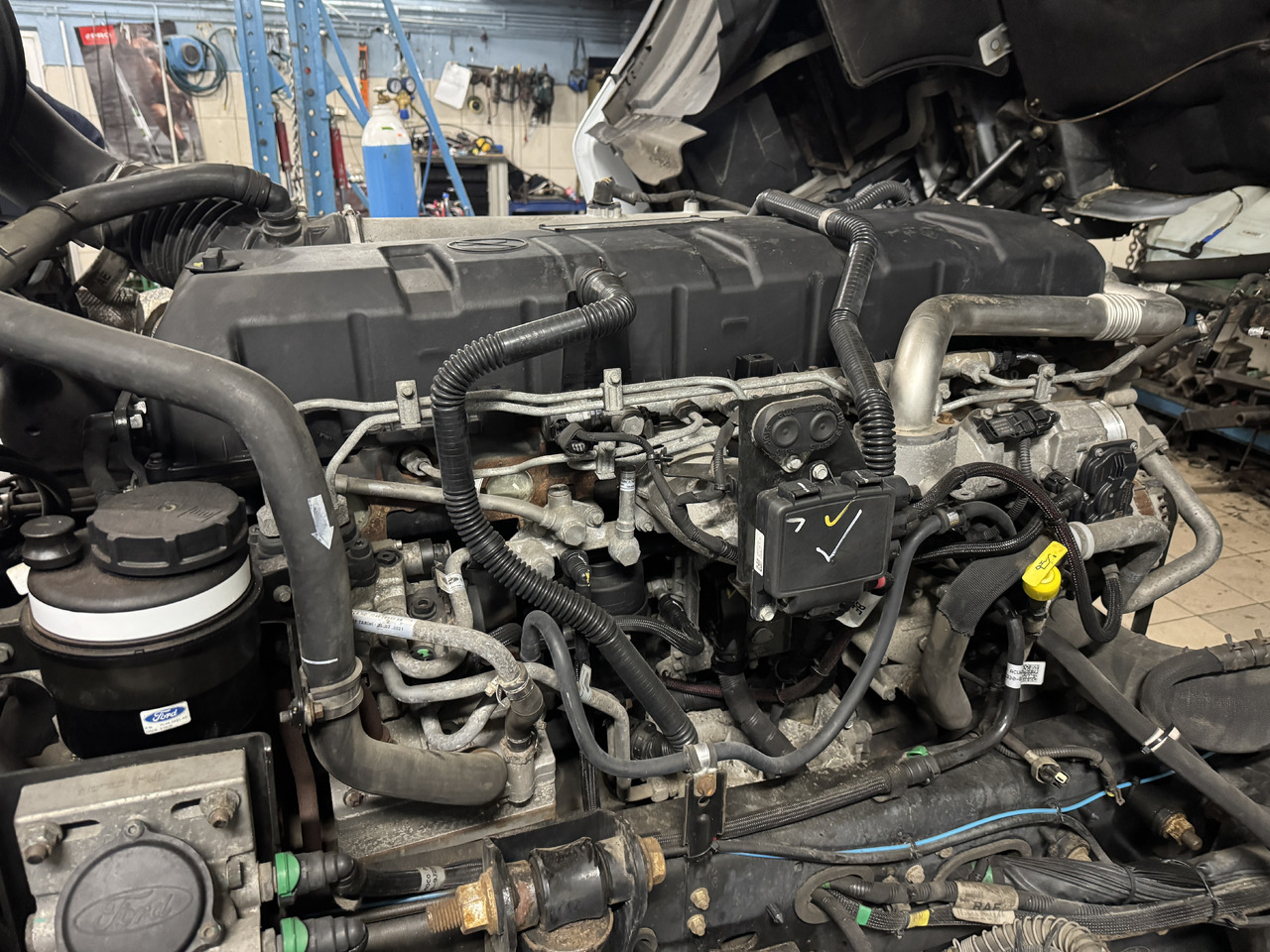 Ford F-Max - Variklis: foto 5 Ford F-Max - Variklis: foto 5