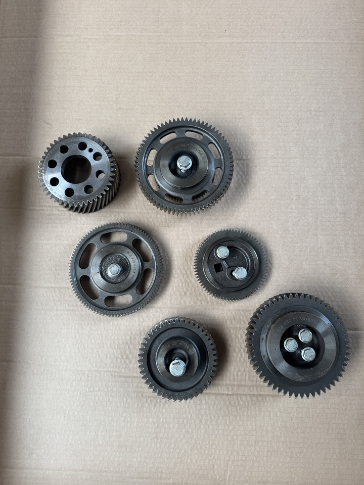 Mercedes-Benz Atego III E6 OM934LA Mercedes-Benz Atego III E6 - Paskirstymo velenas - Sunkvežimis: foto 2 Mercedes-Benz Atego III E6 OM934LA Mercedes-Benz Atego III E6 - Paskirstymo velenas - Sunkvežimis: foto 2