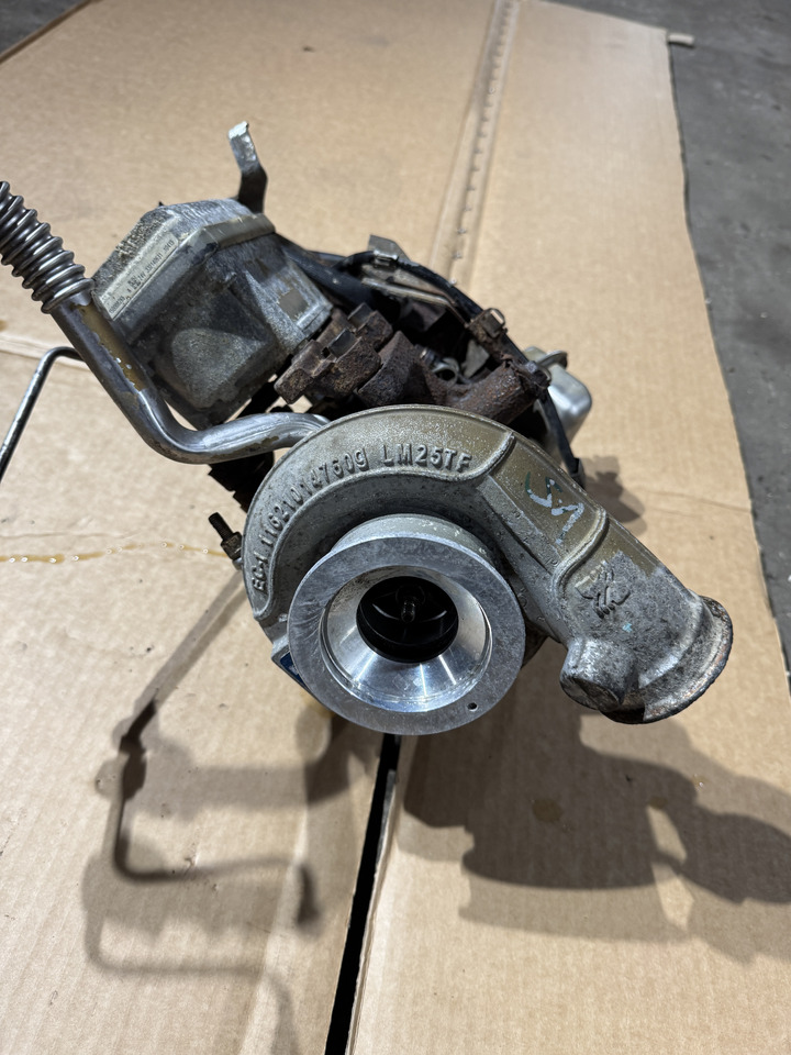 Mercedes OM934 Atego III E6 - Turbina: foto 5 Mercedes OM934 Atego III E6 - Turbina: foto 5