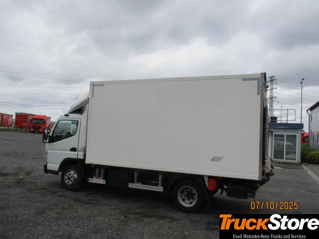 FUSO Canter 7C18 - Furgonas šaldytuvas: foto 4 FUSO Canter 7C18 - Furgonas šaldytuvas: foto 4