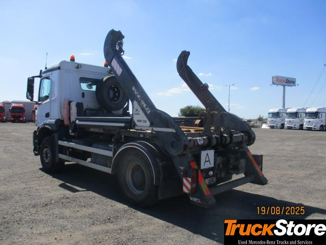 Mercedes-Benz Arocs 1846 LK - Nuožulnaus pakėlimo ant platformos sunkvežimis: foto 5 Mercedes-Benz Arocs 1846 LK - Nuožulnaus pakėlimo ant platformos sunkvežimis: foto 5