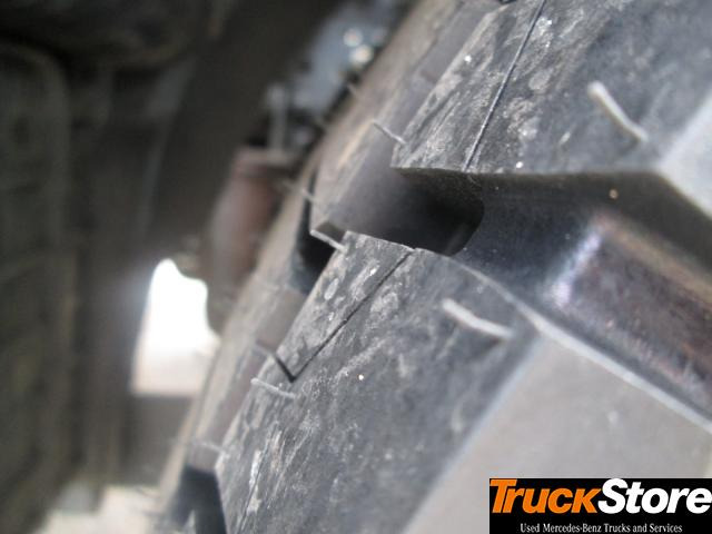 Mercedes-Benz Actros 1845 LS - Vilkikas: foto 4 Mercedes-Benz Actros 1845 LS - Vilkikas: foto 4