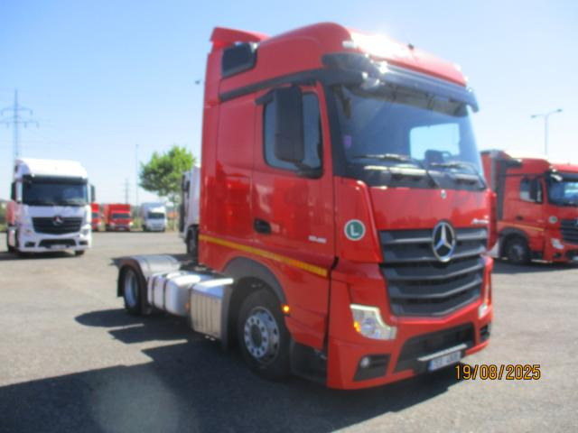 Mercedes-Benz Actros 1845 LS nRL - Vilkikas: foto 2 Mercedes-Benz Actros 1845 LS nRL - Vilkikas: foto 2