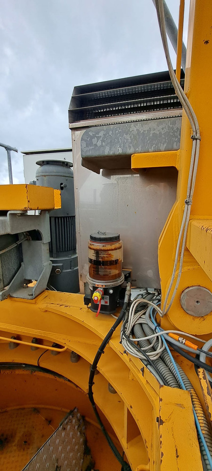 Liebherr 250EC-B12 Litronic - Bokštinis kranas: foto 1 Liebherr 250EC-B12 Litronic - Bokštinis kranas: foto 1