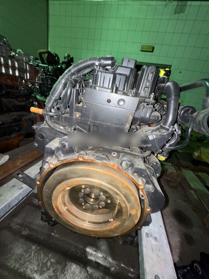 Deutz TCD 2.9 L4 Deutz 2.9 TCD L4 - Variklis - Ekskavatorius: foto 3 Deutz TCD 2.9 L4 Deutz 2.9 TCD L4 - Variklis - Ekskavatorius: foto 3