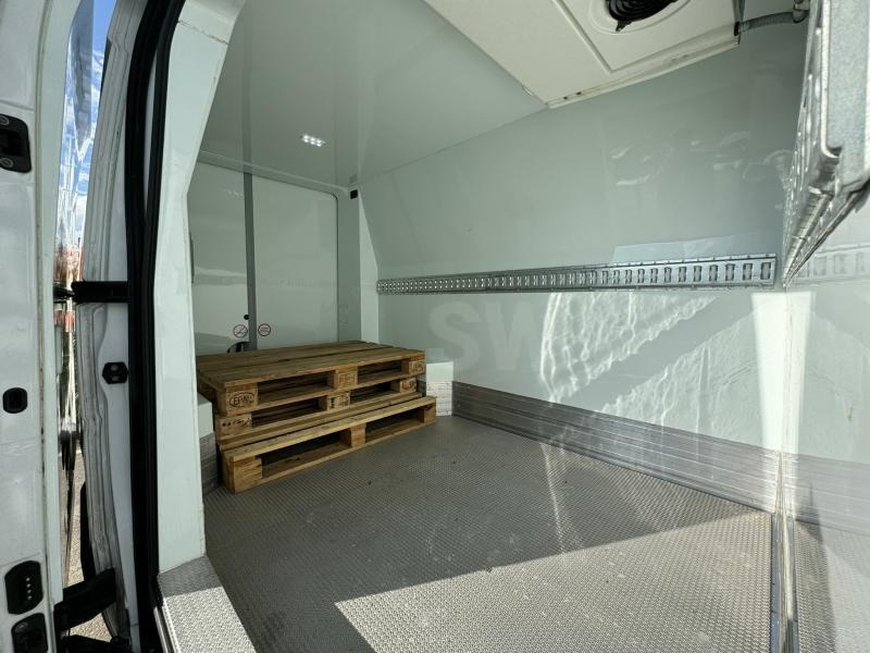 Renault Master - Furgonas šaldytuvas: foto 5 Renault Master - Furgonas šaldytuvas: foto 5