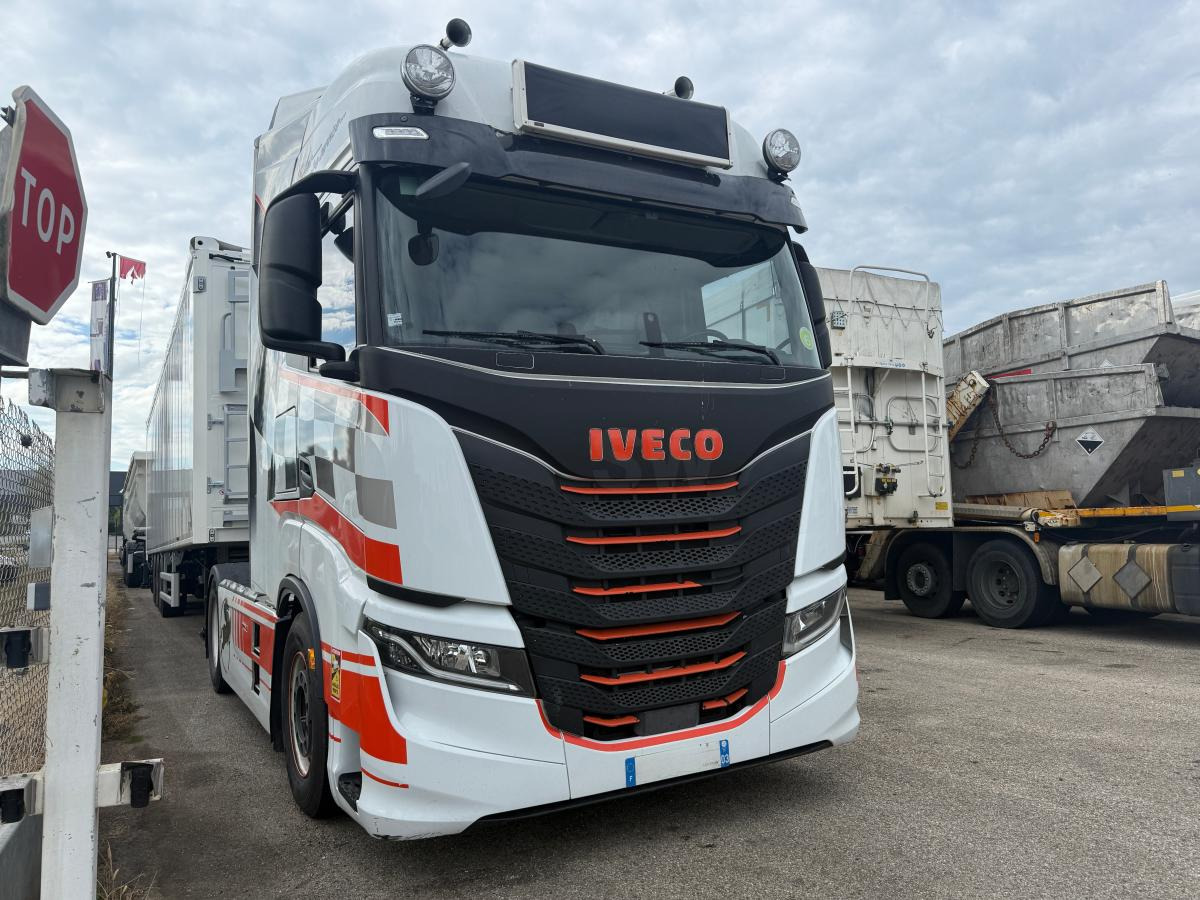 Iveco S-WAY 510 - Vilkikas: foto 4 Iveco S-WAY 510 - Vilkikas: foto 4