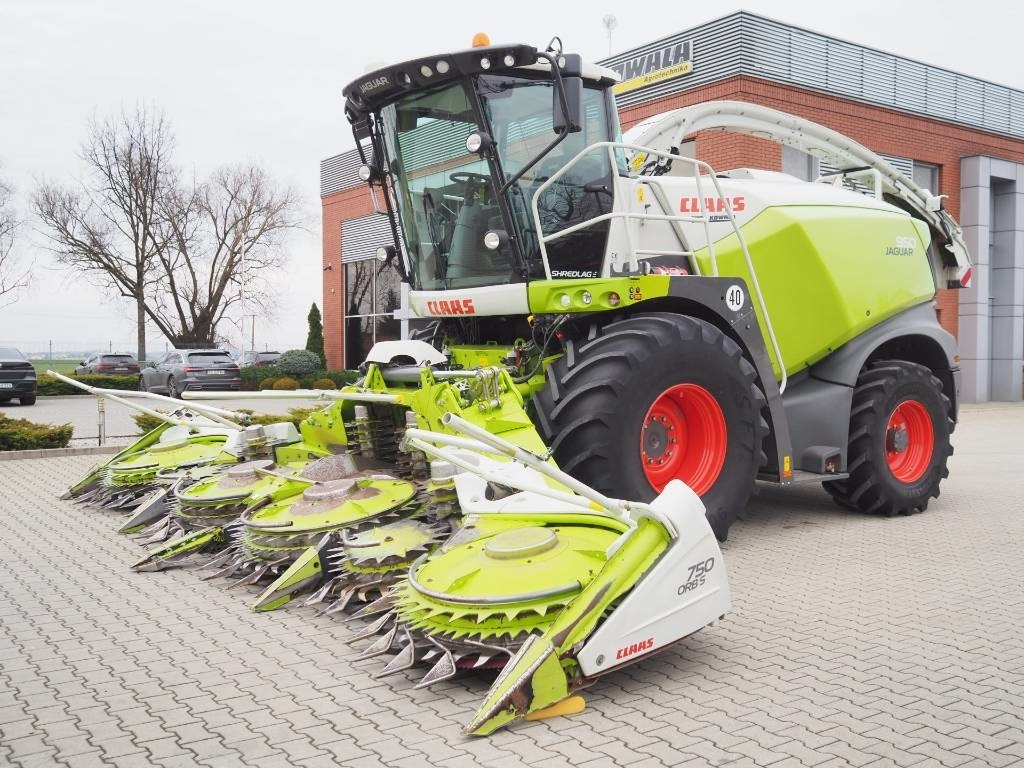 Claas Jaguar 950 4x4 + Orbis 750 - Pašarų kombainas: foto 4 Claas Jaguar 950 4x4 + Orbis 750 - Pašarų kombainas: foto 4