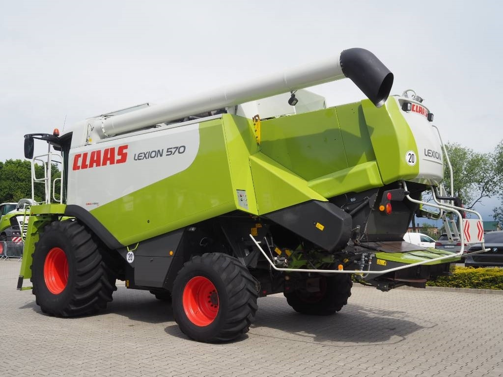 Claas Lexion 570 4WD + V750 - Derliaus nuėmimo kombainas: foto 2 Claas Lexion 570 4WD + V750 - Derliaus nuėmimo kombainas: foto 2