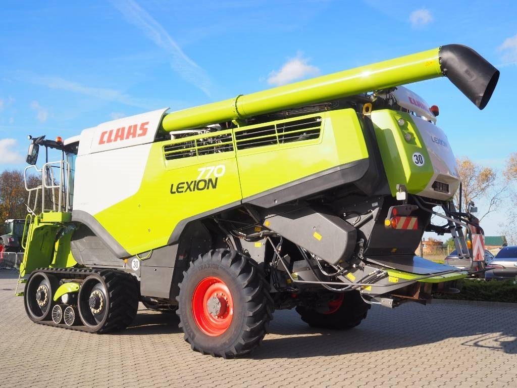 Claas Lexion 770TT 4x4 + V1200 - Derliaus nuėmimo kombainas: foto 2 Claas Lexion 770TT 4x4 + V1200 - Derliaus nuėmimo kombainas: foto 2