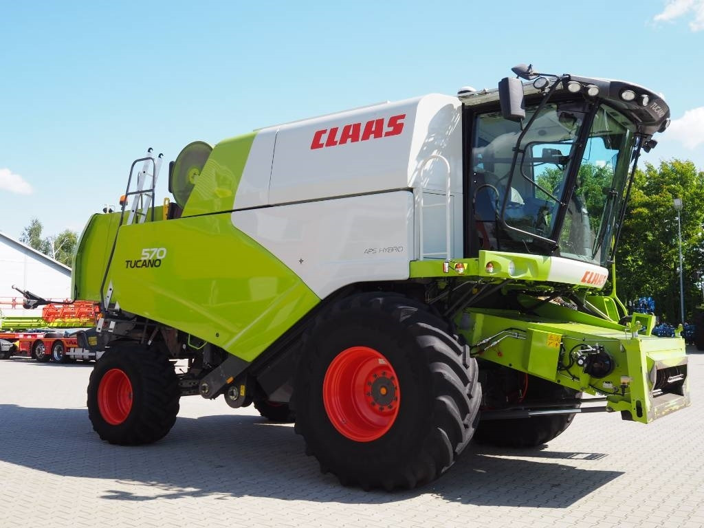 Claas Tucano 570 GPS + V770 - Derliaus nuėmimo kombainas: foto 4 Claas Tucano 570 GPS + V770 - Derliaus nuėmimo kombainas: foto 4