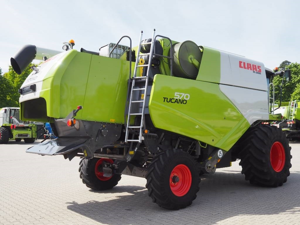 Claas Tucano 570 + V770 - Derliaus nuėmimo kombainas: foto 3 Claas Tucano 570 + V770 - Derliaus nuėmimo kombainas: foto 3