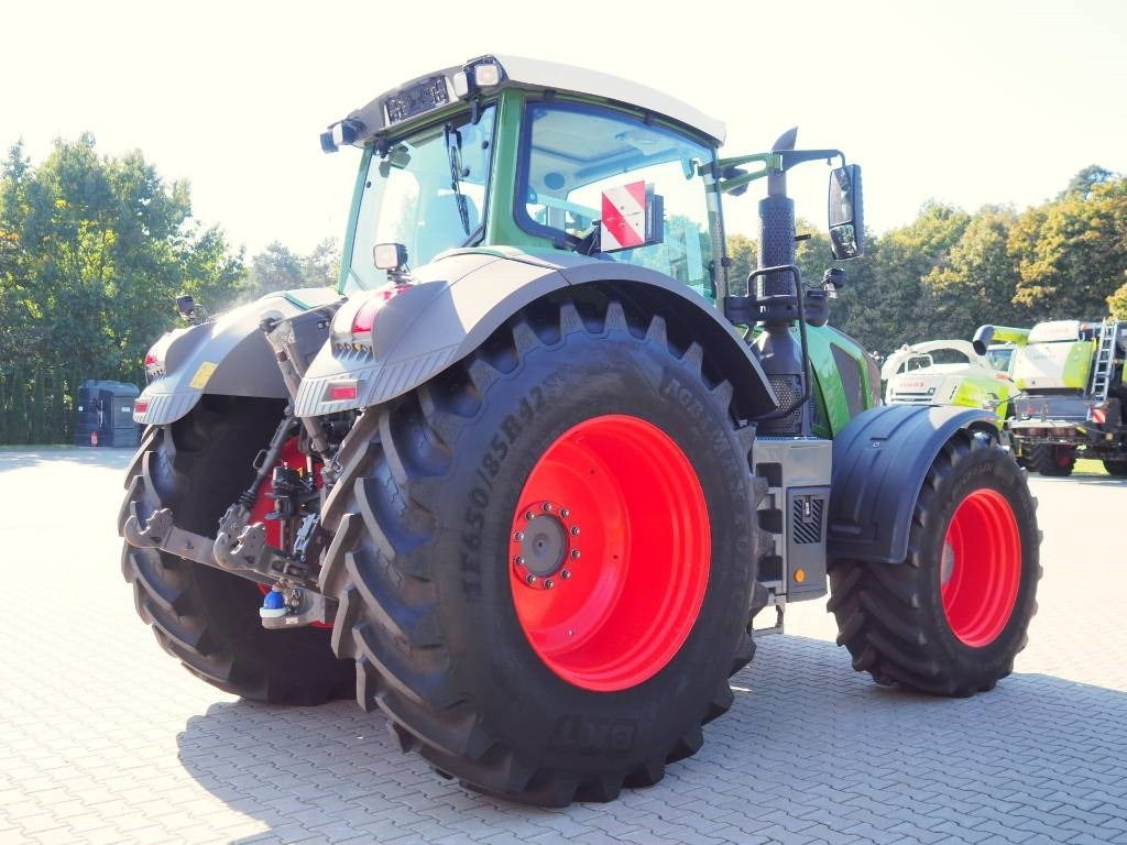 Fendt 824 Vario S4 ProfiPlus, GPS - Traktorius: foto 3 Fendt 824 Vario S4 ProfiPlus, GPS - Traktorius: foto 3