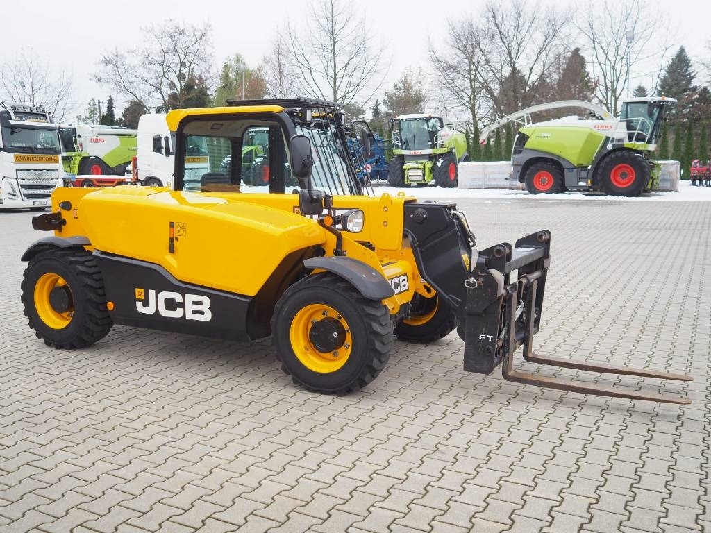 JCB 525-60 Hi-ViZ - Teleskopinis ratinis krautuvas: foto 5 JCB 525-60 Hi-ViZ - Teleskopinis ratinis krautuvas: foto 5