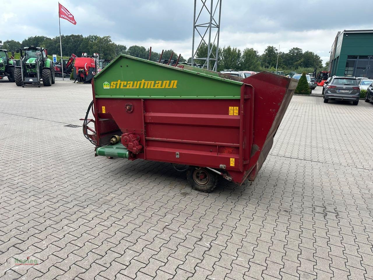Strautmann Blockverteilwagen - Pašarų maišytuvas: foto 5 Strautmann Blockverteilwagen - Pašarų maišytuvas: foto 5
