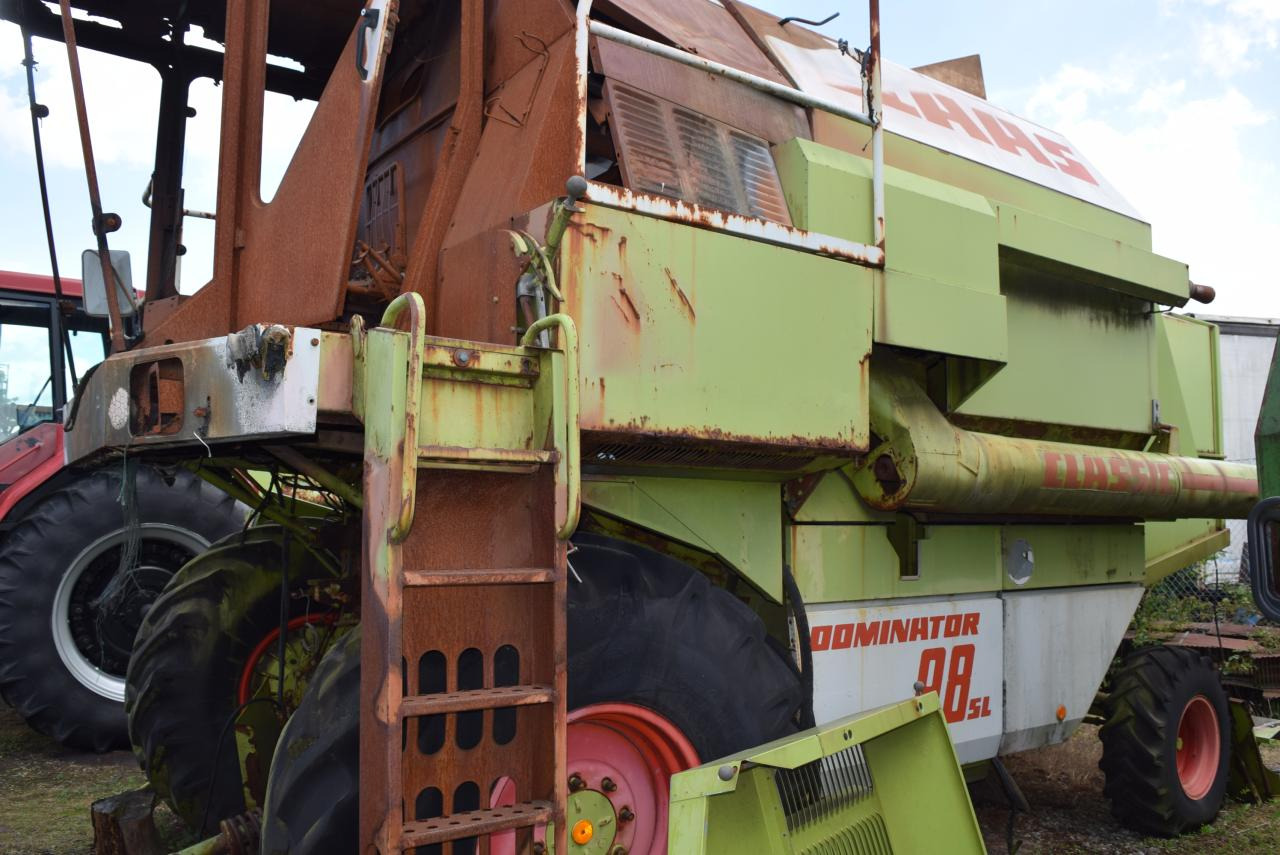 CLAAS Dominator 98 + Senator *zur Teileverwertung* - Derliaus nuėmimo kombainas: foto 1 CLAAS Dominator 98 + Senator *zur Teileverwertung* - Derliaus nuėmimo kombainas: foto 1